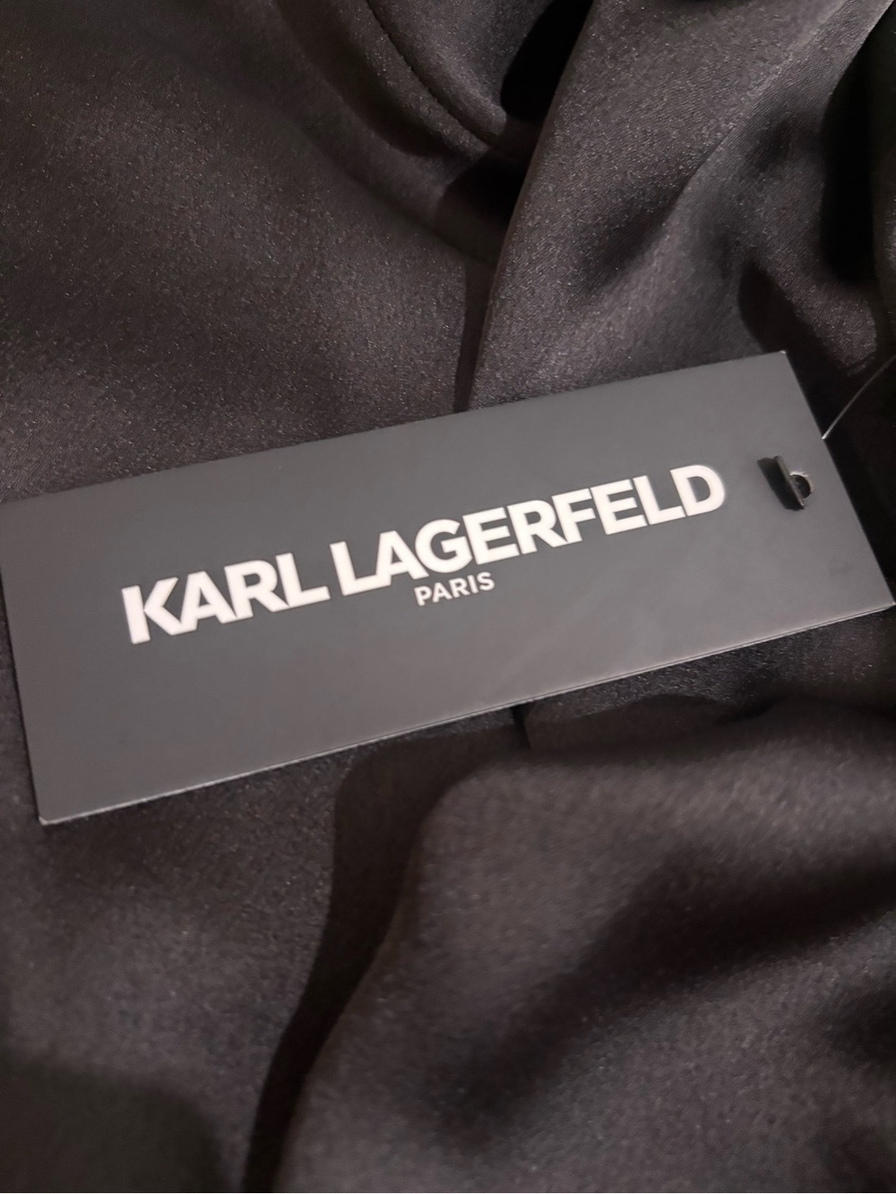 NWT XL KARL LAGERFELD Paris
Rhinestone Cuffs & Buttons Black Satin blouse - Picture 6 of 7